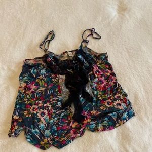 Lauren Conrad Sleeveless blouse